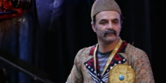 هنرمند ایلامی در جشنواره میراث فرهنگی درخشید